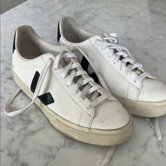Veja White and Black Minimalist Sneakers - Picture 1 of 4